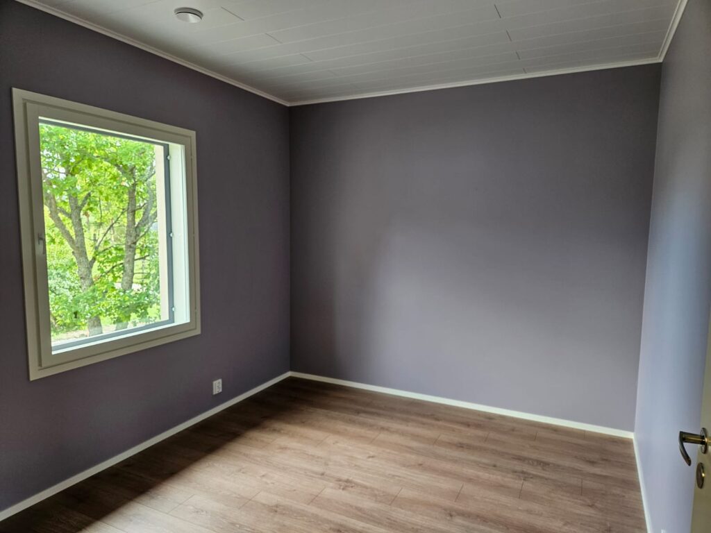 Kukkola 118 B makuuhuone